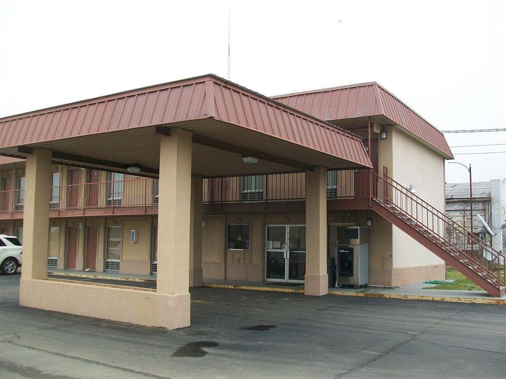 Americas Best Value Inn-Indianola Экстерьер фото