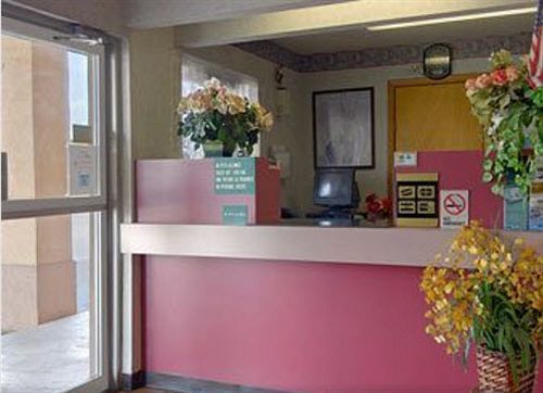 Americas Best Value Inn-Indianola Интерьер фото